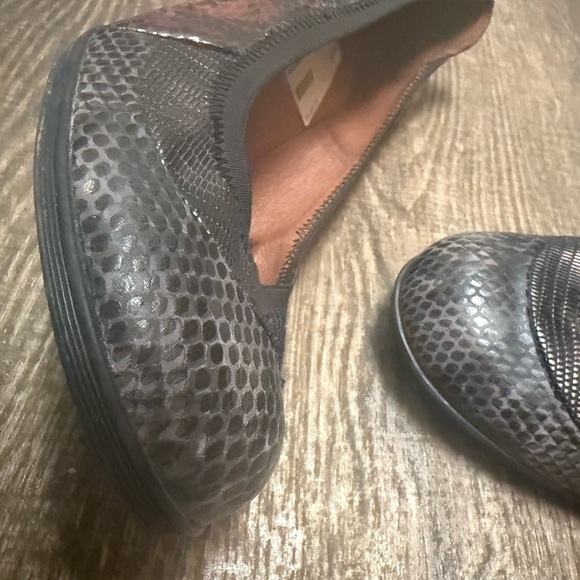Hispanitas size 40 (9.5) worn once Chic Snakeskin Patterned Heels - Picture 6 of 11